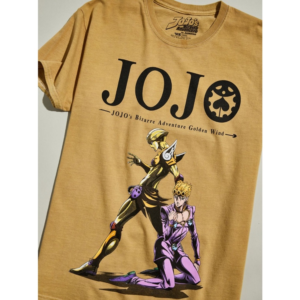 • Jojo’s Bizarre Adventure graphic Tee •